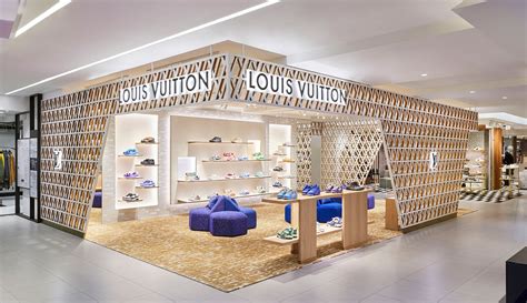 louis vuitton galeries lafayette photos